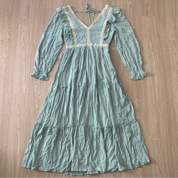 PinkBlush sage long sleeve tiered midi dress nwot - Picture 2 of 5